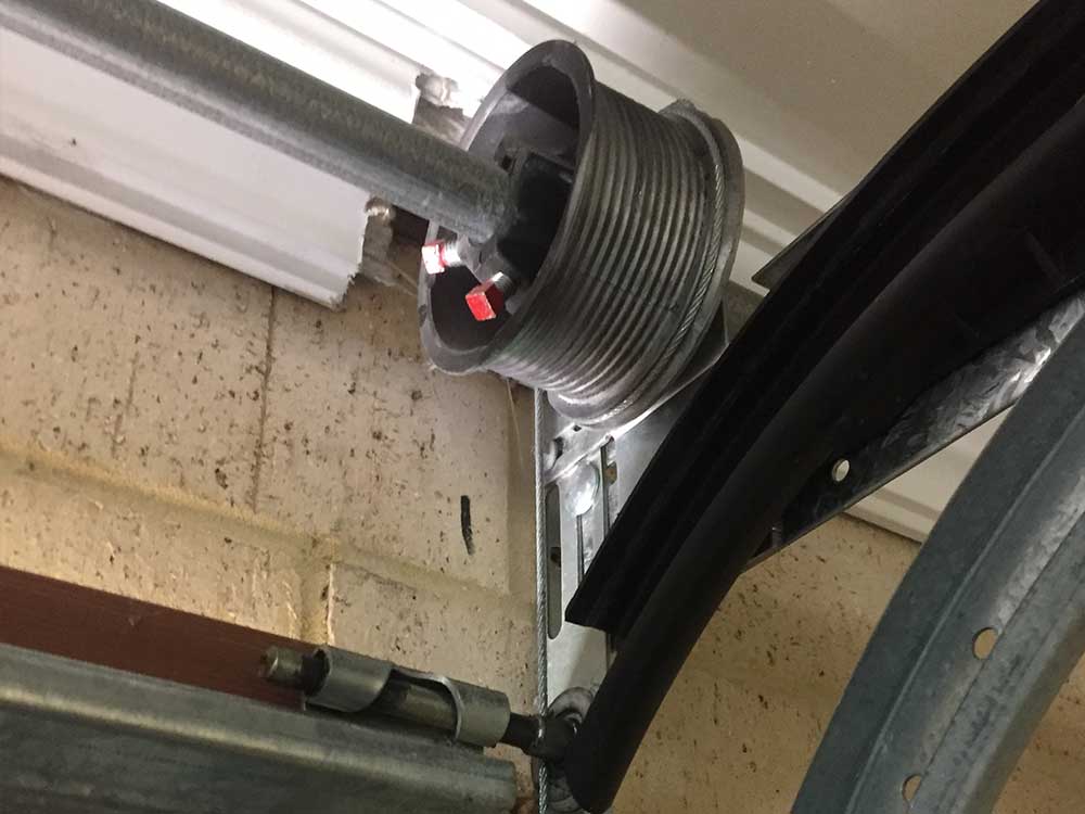 is the aesthetics of your garage door needs replacement?