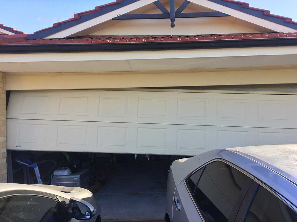 Leave the Garage Doors Installation to the Pros